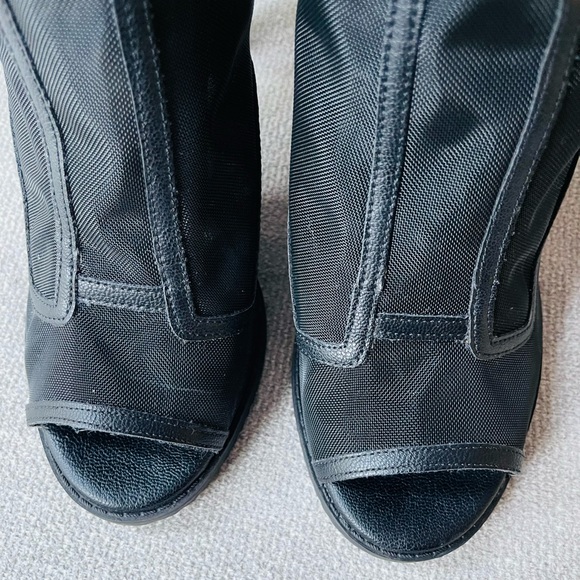 Karl Lagerfeld Paris Blayze Jewel Ornament Ankle Strap Peep Toe Booties - Picture 8 of 12